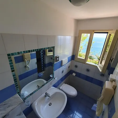 Torre Saracena Praiano