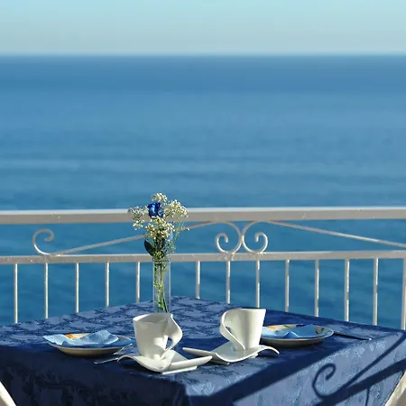 Torre Saracena Hotel 3*