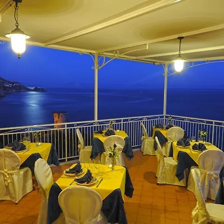 Torre Saracena Praiano