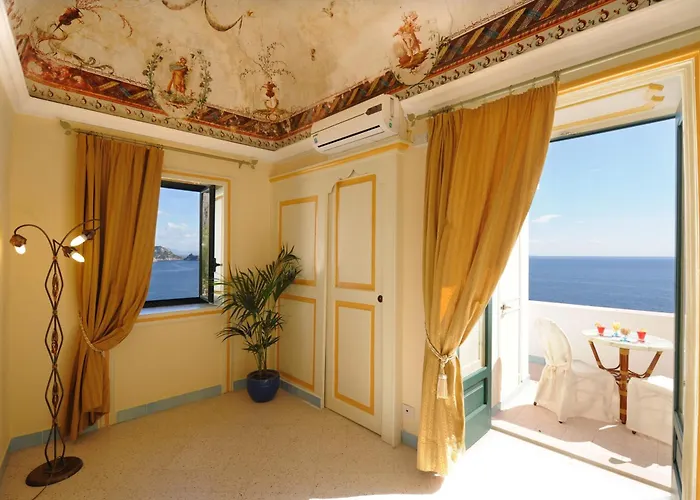 Torre Saracena 3*