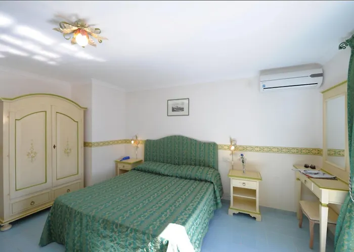 Torre Saracena 3*