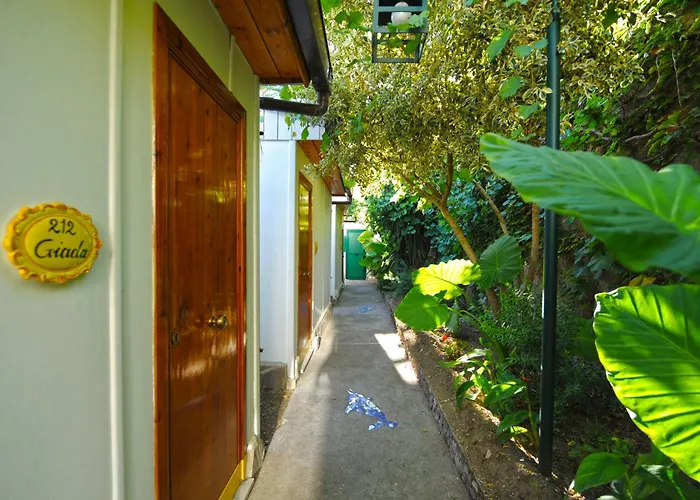 Hotel Torre Saracena