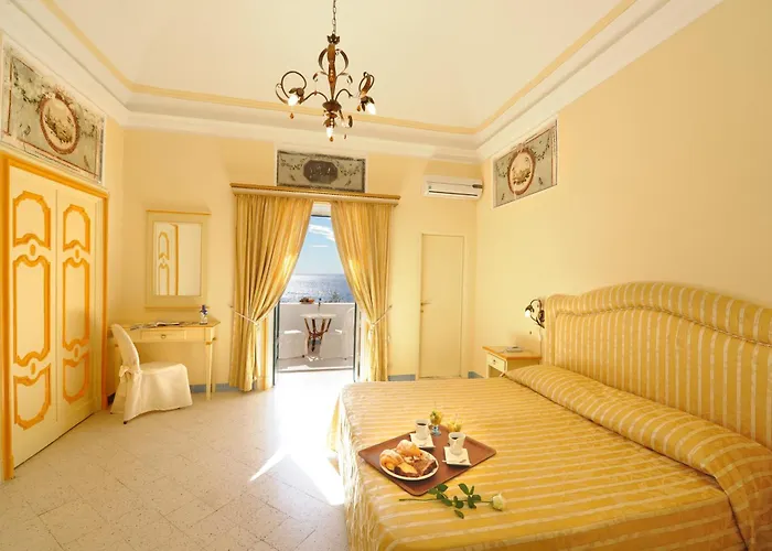 Hotel Torre Saracena 3*