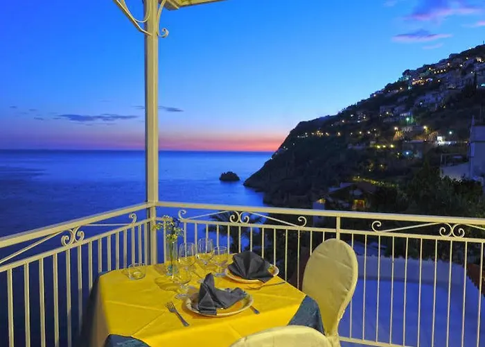 Torre Saracena Hotel Praiano