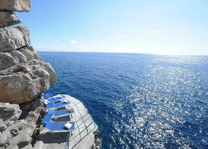 Torre Saracena Praiano