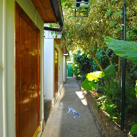 Hotel Torre Saracena