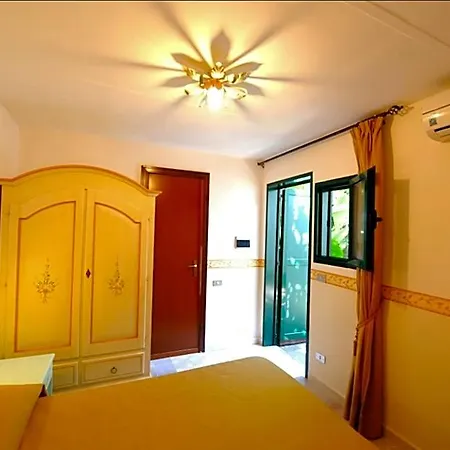 Torre Saracena Hotel 3*