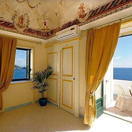 Torre Saracena 3*