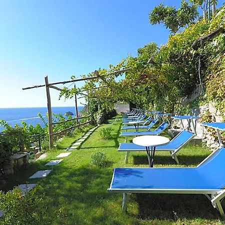Torre Saracena 3* Praiano