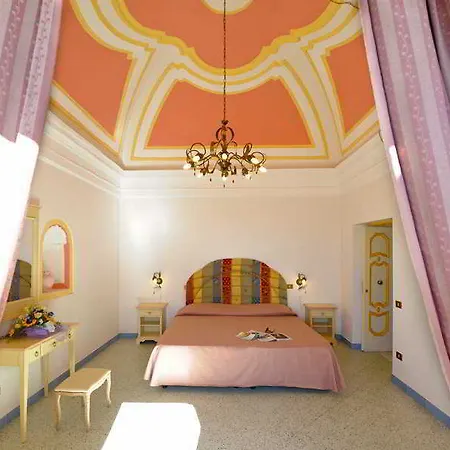 호텔 Torre Saracena 3*