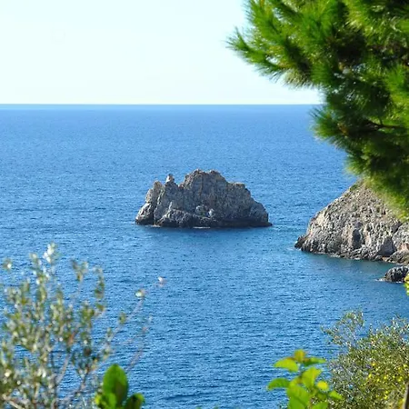 Torre Saracena 호텔