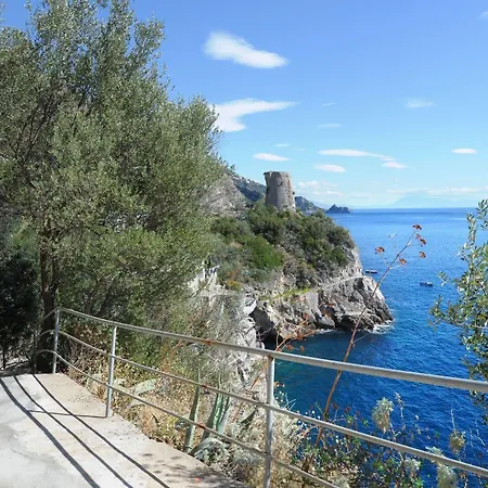 Torre Saracena 3* Praiano